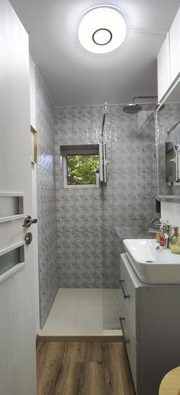 Apartament cu 3 camere decomandat în Drumul Carului