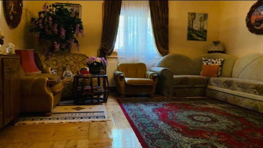 Casă individuală cu 4 camere cu Teren 5000 Mp în Remetea Mică