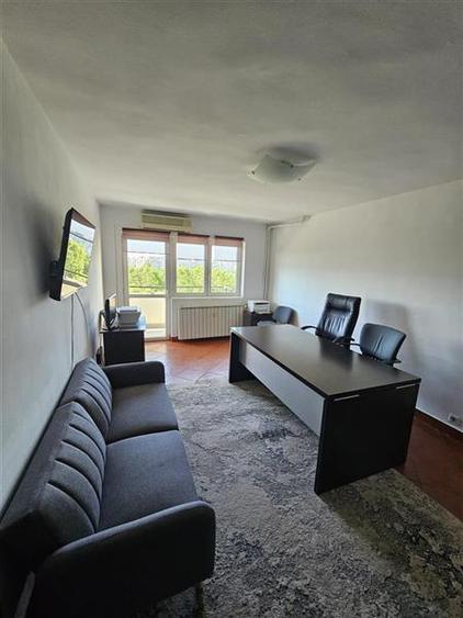 Apartament cu 3 camere decomandat, mobilat în Unirii