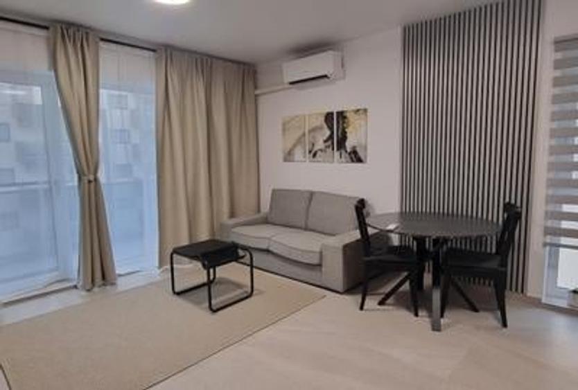 Apartament cu 2 camere semidecomandat, mobilat în Berceni