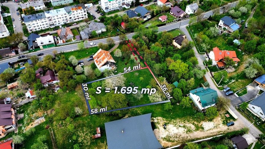 Teren Construcții intravilan de 1766 mp, în Central
