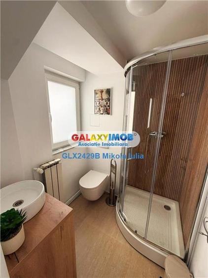 Apartament cu 4 camere decomandat, mobilat în Cotroceni