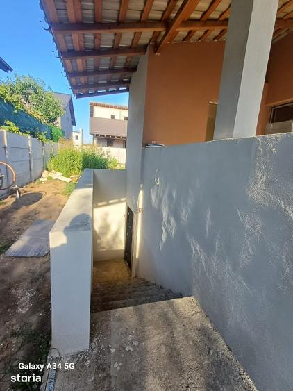 Casă cu 5 camere cu Teren 350 Mp în Calea București
