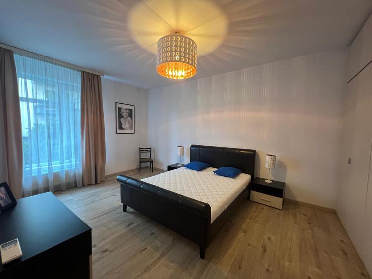 Apartament cu 3 camere decomandat în Floreasca