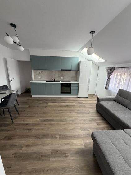 Apartament cu 2 camere în Independenței
