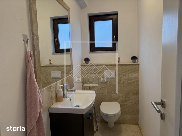 Apartament cu 3 camere în Șelimbăr