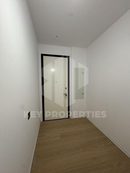 Apartament cu 4 camere decomandat în Aviației