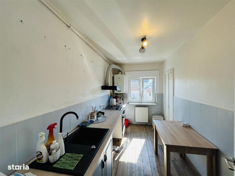 Apartament cu 2 camere decomandat în Ștrand