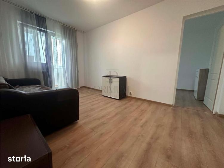 Apartament cu 2 camere semidecomandat în Fratelia