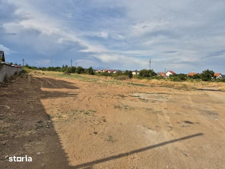 Teren de 421 mp, în Central