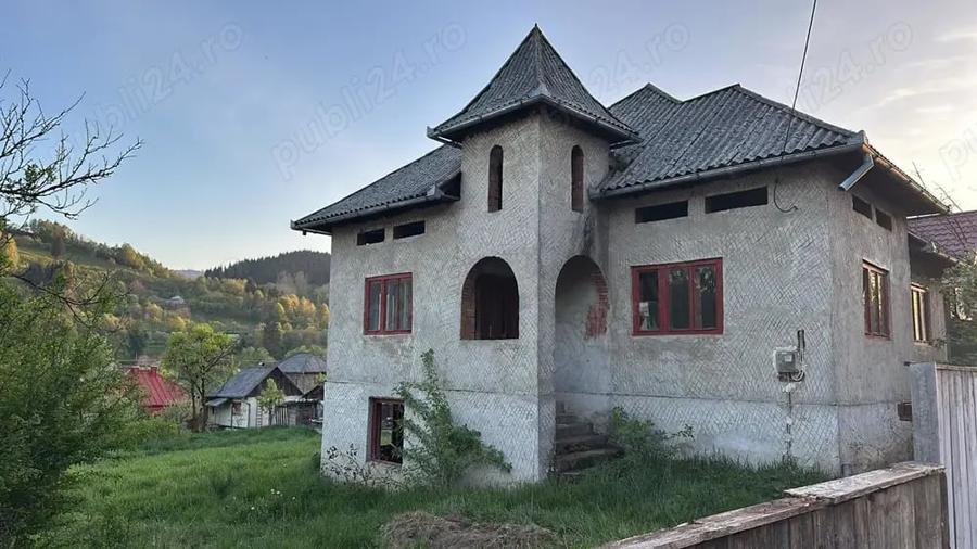 Casă cu 3 camere în Săliște