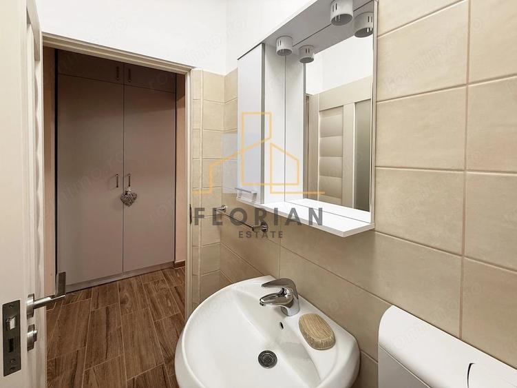 Apartament cu 4 camere decomandat în Neptun