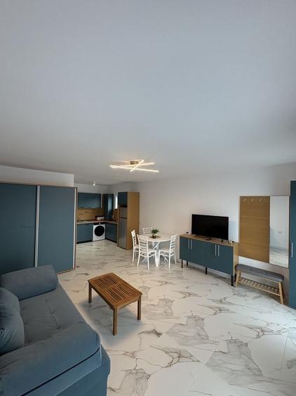 Apartament decomandat în Mărăcineni