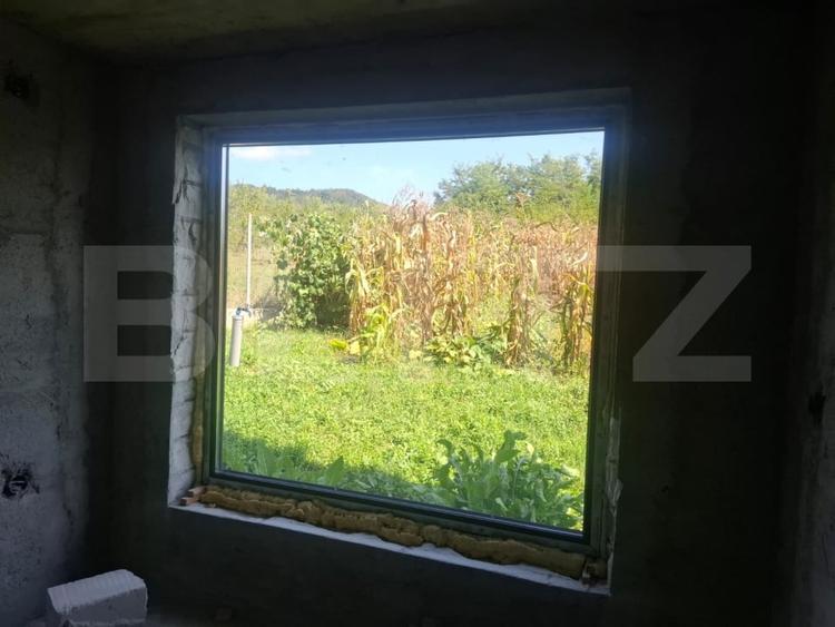 Casă individuală cu 6 camere cu Teren 1832 Mp în Glodeni