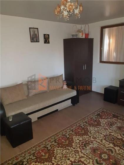 Casă individuală cu 4 camere cu Teren 2672 Mp în Râmnicelu