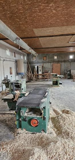 Spațiu comercial, de 600 mp, în Titu