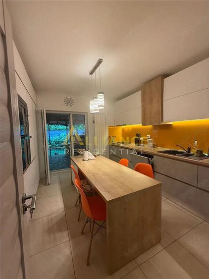 Casă cu 4 camere cu Teren 578 Mp în Central