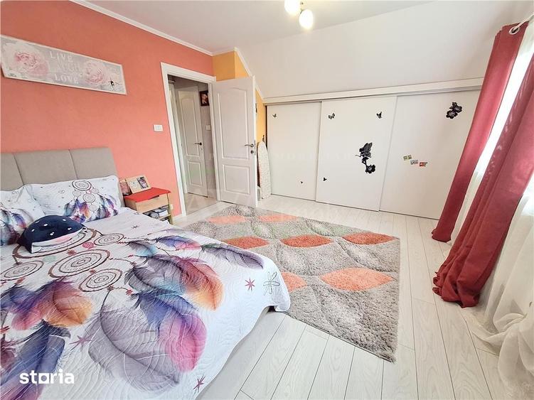 Casă cu 3 camere cu Teren 263 Mp în Letea Veche