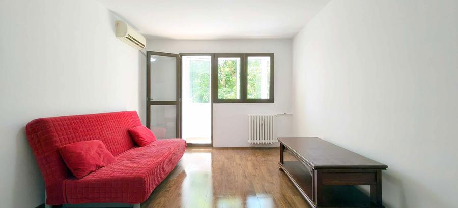 Apartament cu 2 camere semidecomandat în Lucrețiu Pătrășcanu