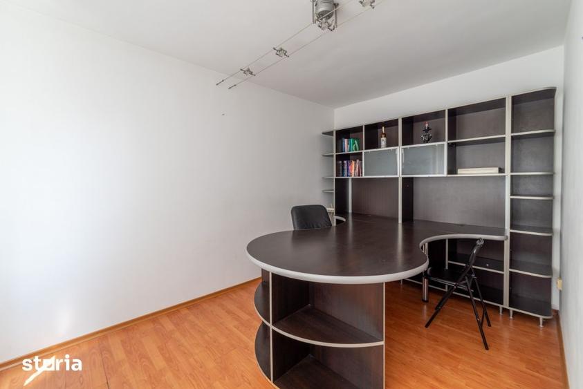 Casă cu 6 camere cu Teren 475 Mp în Găvana