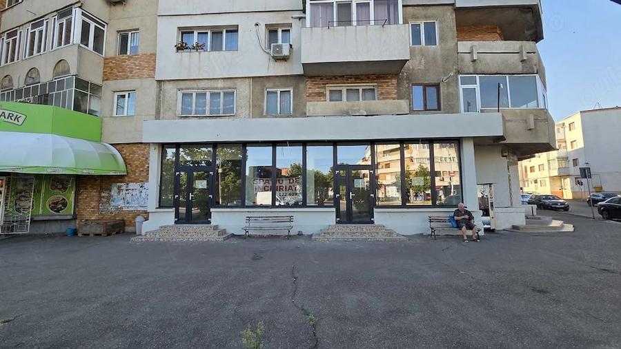 Spațiu comercial, de 130 mp, în Mihail Kogălniceanu