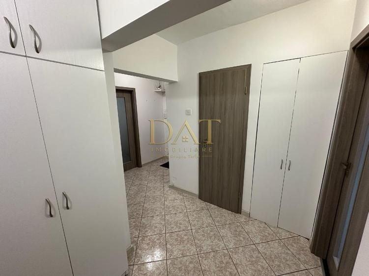 Apartament cu 3 camere decomandat, mobilat în Mănăștur