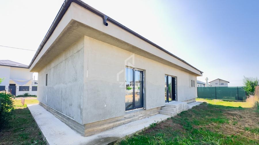Casă individuală cu 3 camere cu Teren 472 Mp în Vidra