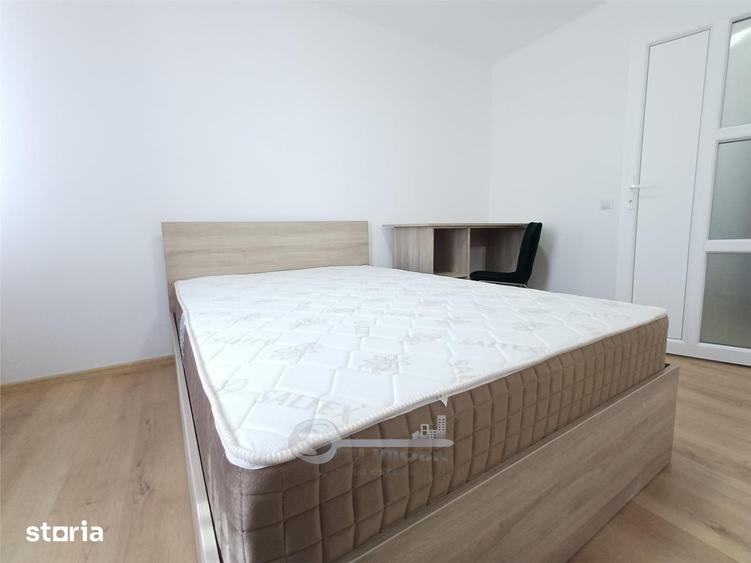 Apartament cu 3 camere decomandat în Tătărași
