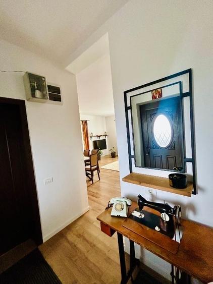 Duplex cu 4 camere cu Canalizare în Dumbrăvița