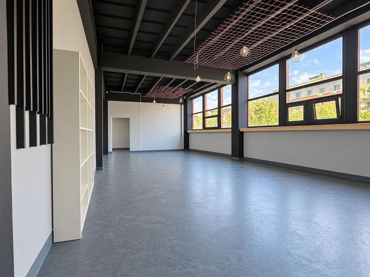 Spațiu comercial, de 200 mp, în Panduri