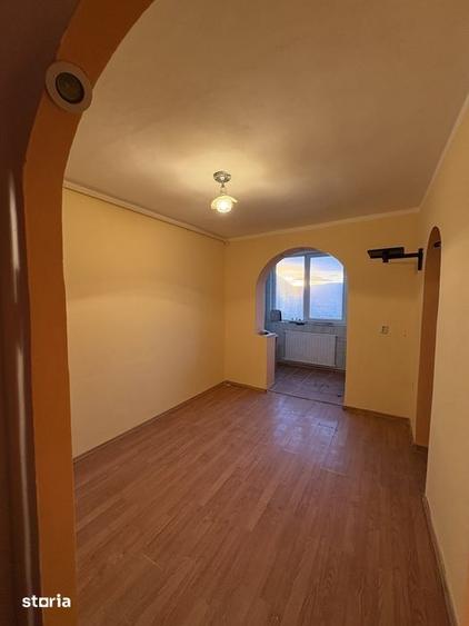 Apartament cu 3 camere în Scriitorilor