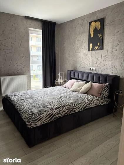 Apartament cu 3 camere decomandat în Libertății