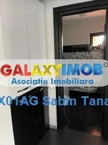 Apartament cu 2 camere decomandat în Calea București
