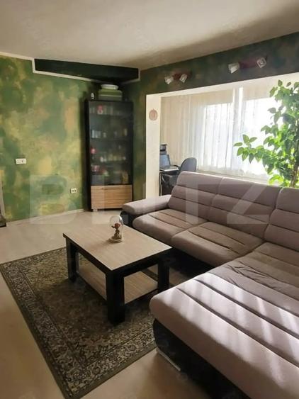 Apartament cu 3 camere semidecomandat, mobilat în Calea Moldovei — fotografia 2