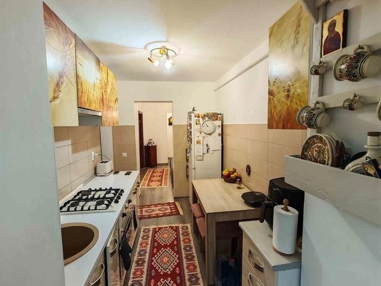Apartament cu 2 camere decomandat în Central