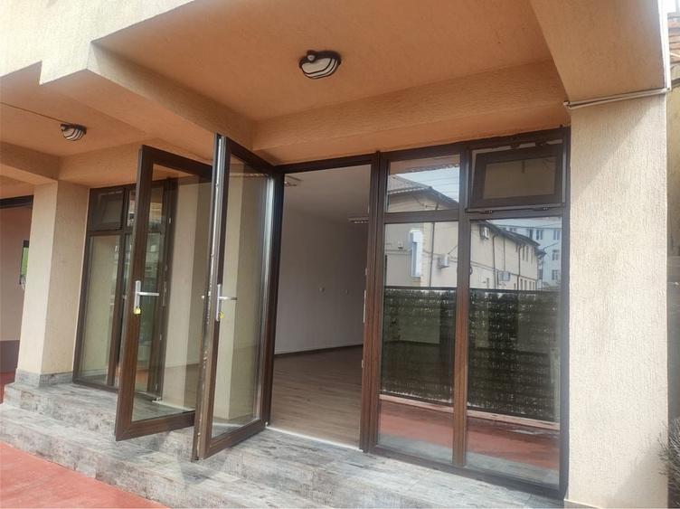 Apartament cu 2 camere decomandat în Ultracentral