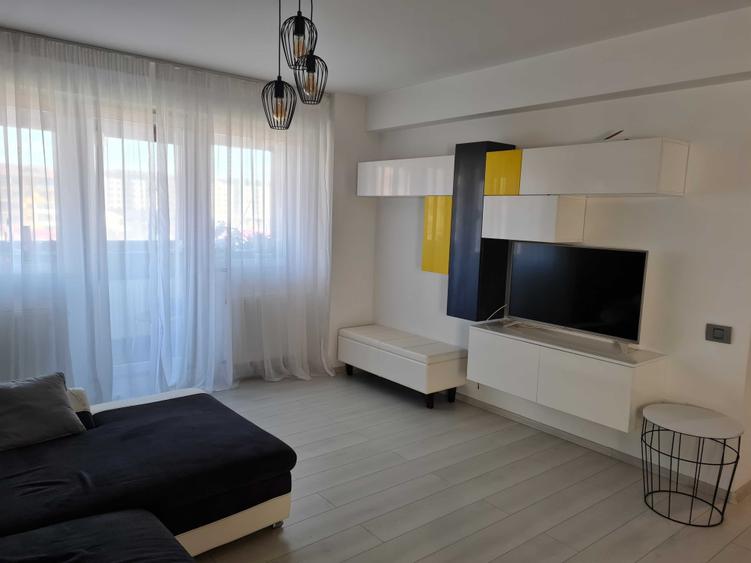 Apartament cu 3 camere decomandat în Chiajna