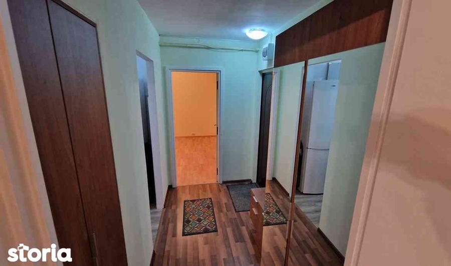 Chirie apartament 3 camere cu 2 balcoane zona Astra str.Neptun - 2