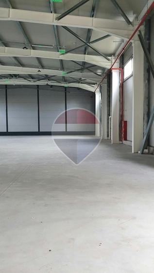Spațiu industrial, de 1,200 mp, în Afumați
