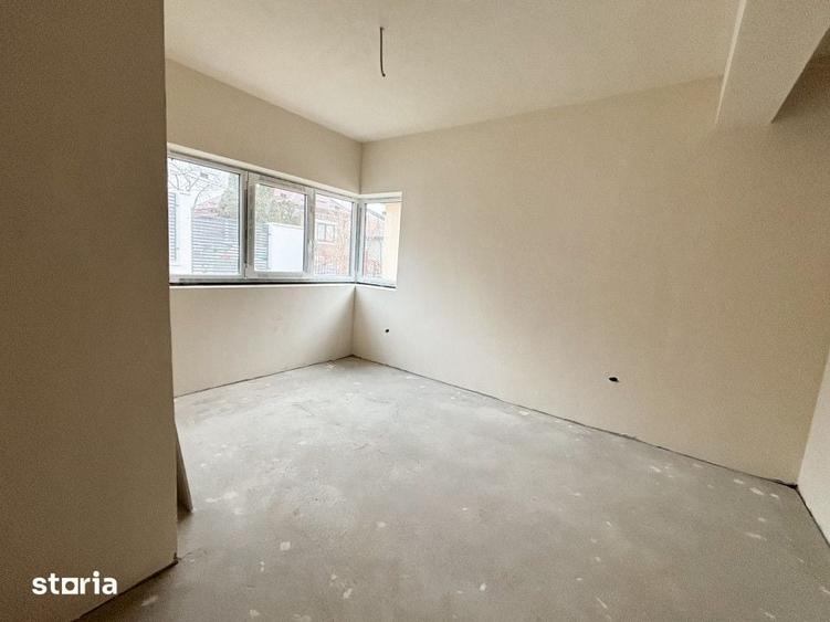 Casă cu 4 camere cu Teren 164 Mp în Dâmbul Rotund
