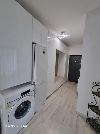 Apartament cu 2 camere decomandat în Băneasa