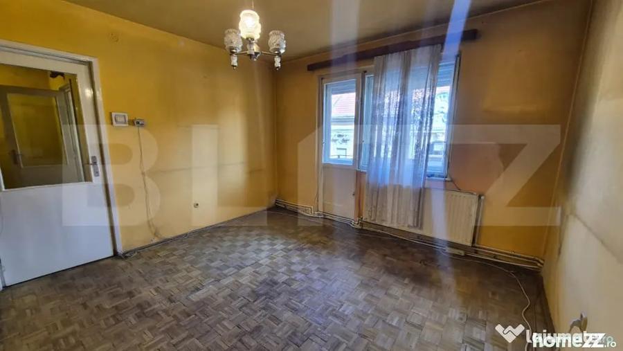 Apartament cu 2 camere semidecomandat în Central