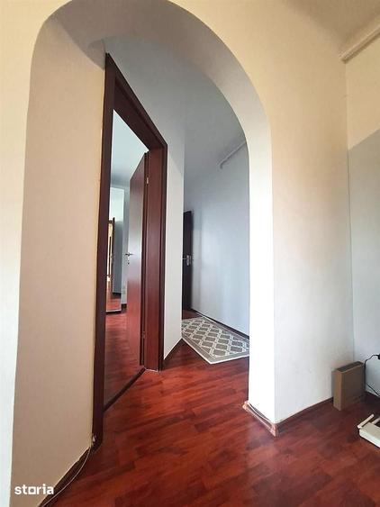 Apartament cu 2 camere semidecomandat în Dorobanți