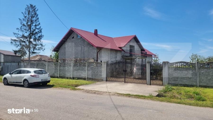 Casă cu 5 camere cu Teren 724 Mp în Drăgănești