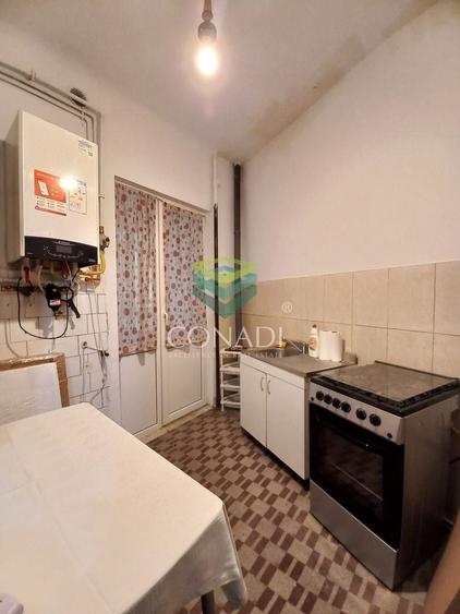 Apartament cu 3 camere, 100 mp/imobil consolidat- Bdul Magheru - 13