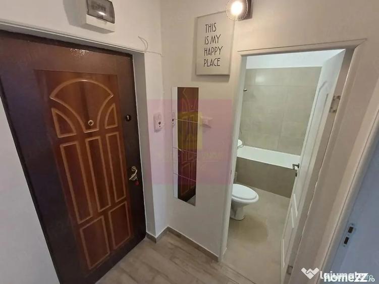 Garsonieră semidecomandată în Apărătorii Patriei