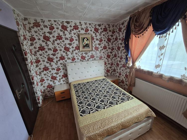 Apartament cu 2 camere semidecomandat în Croitori