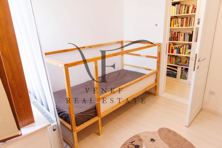 Apartament cu 3 camere decomandat în Obor
