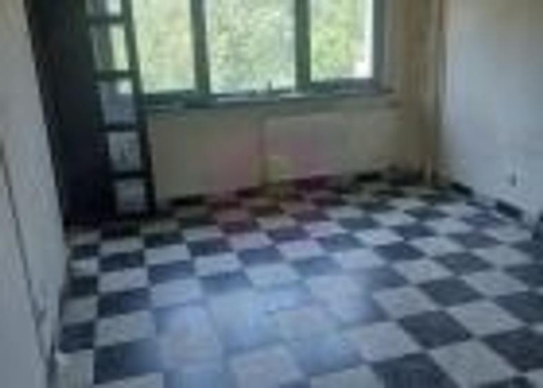 Apartament cu 2 camere semidecomandat în Colentina