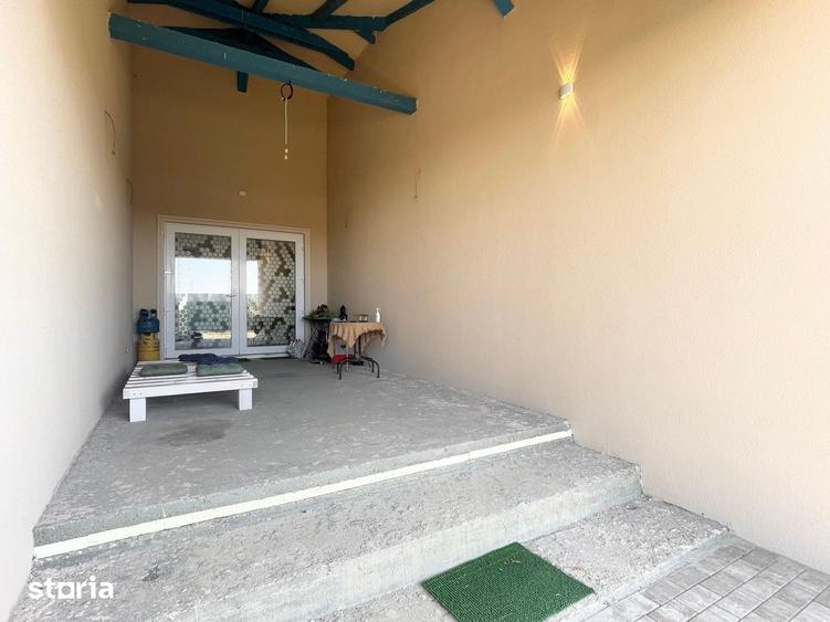 Casă cu 4 camere cu Teren 625 Mp în Moșnița Nouă